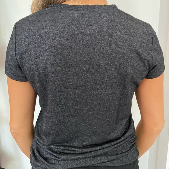 Aritzia T-Shirt - Picture 2 of 3